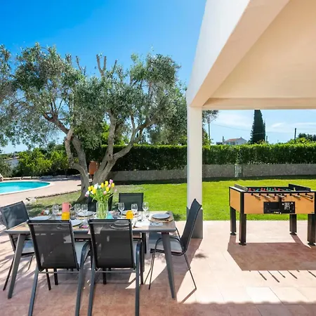 Amazing Villa With Pool Near Beach * Lagoa (Algarve)